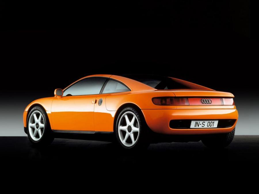  Audi Quattro Spyder Concept 1991 года  (фото 12 из 13)